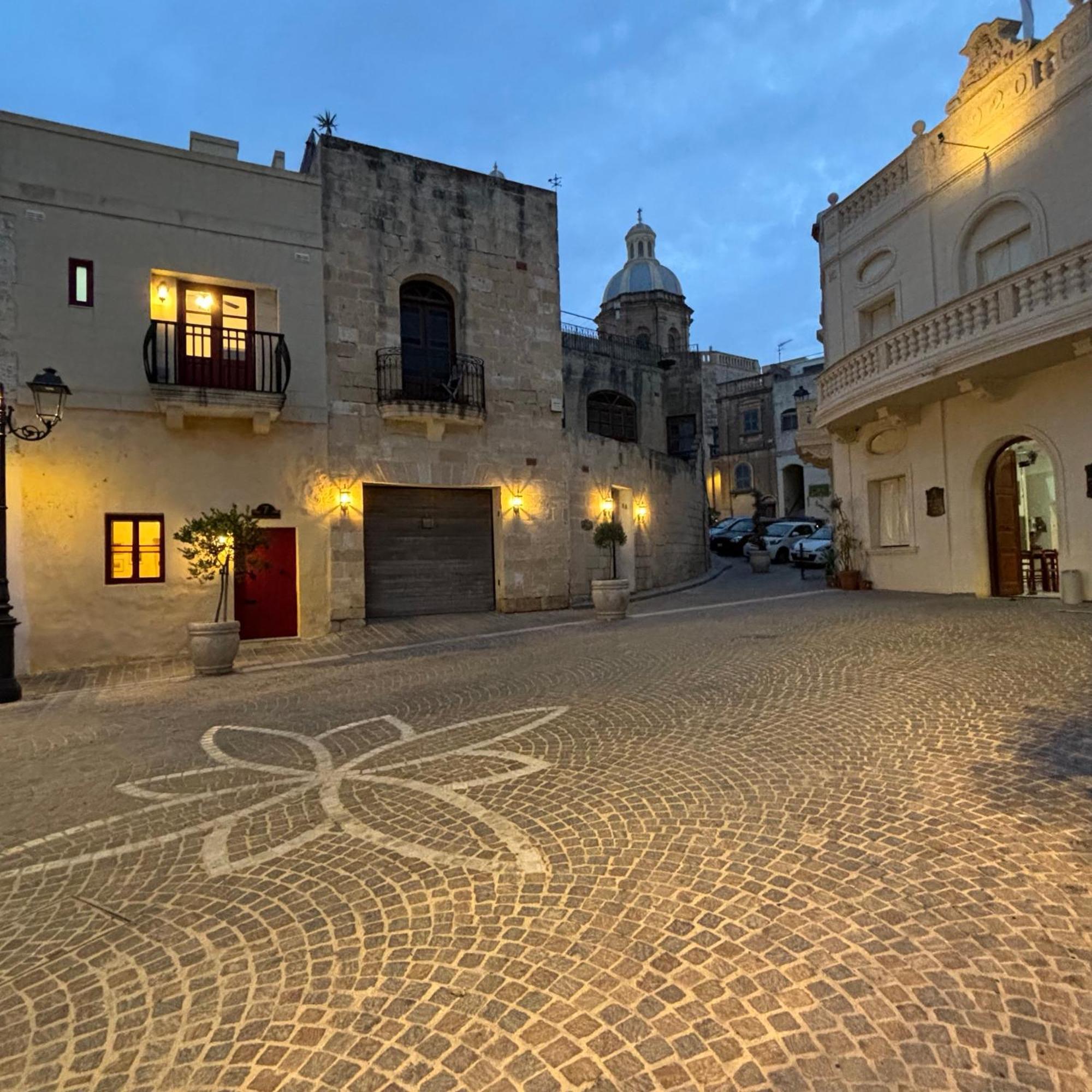 Townhouse 7 Villa Dingli Buitenkant foto